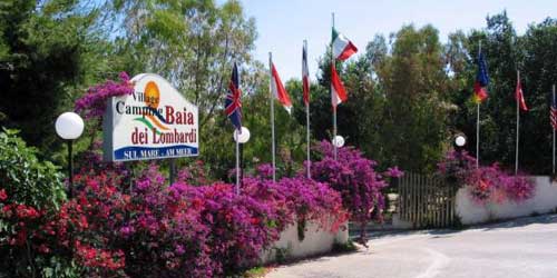 Villaggio Camping Baia del Lombardi